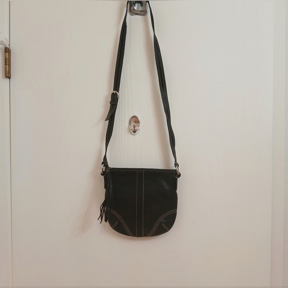 Authentic Vintage Coach Soho Style Soft Black Leather Crossbody Bag.